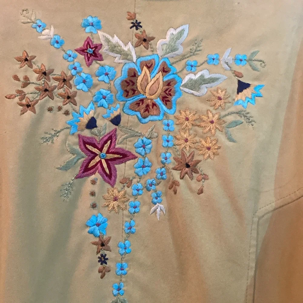 Double D Ranchwear Top - Picture 6 of 14